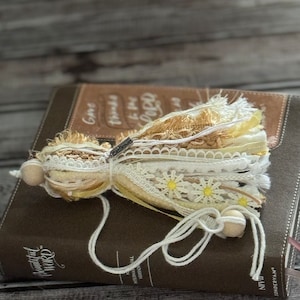 Boho Sunshine Tassel Bookmark with Believe Charm: Bible Tassel Bookmark, Tassel Bookmark, Yarn Tassle, Beautiful Bookmark, Handmade Gift