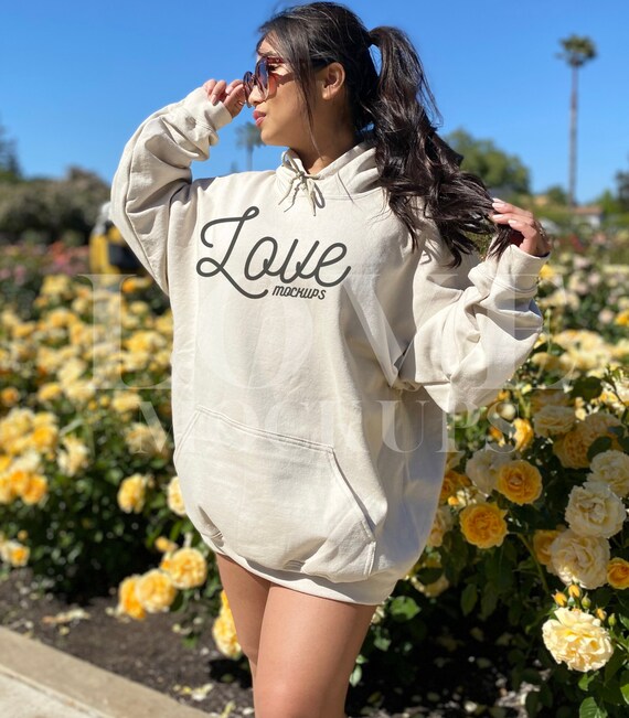sand gildan hoodie