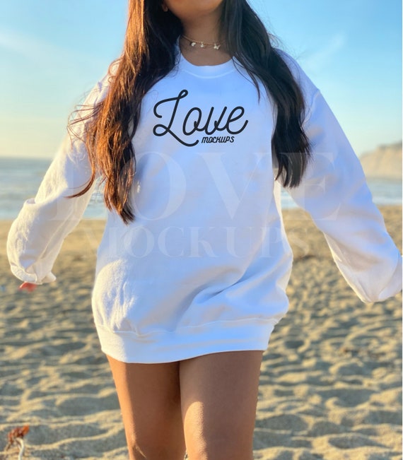 Gildan 18000 Mockup, White Gildan Mockup , Beach Mockup, Trendy Mockup, White Sweatshirt Mockup, Sweatshirt Mockup, Minimalist Mockup,