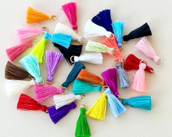 40 Tassels/ 0.75 inch/ White Black Tassels/ Gold Ring/ Small Tassels/  Mini Tassels/ Tassel Supplies/ Craft Supplies/ Colorful Tassels