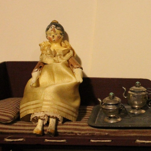 Poupee Ancienne À VENDRE! - FR