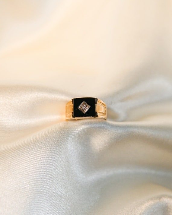 Retro Onyx Heirloom Diamond Ring