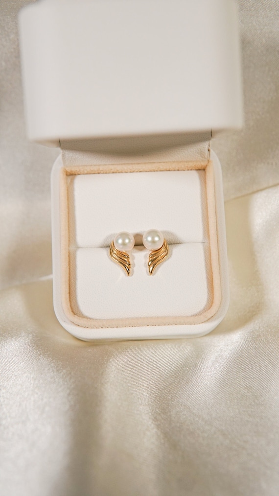 Pearl Winged Stud Earrings - image 1