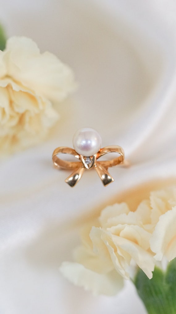 Retro Pearl and Diamond Accent Bow Ring