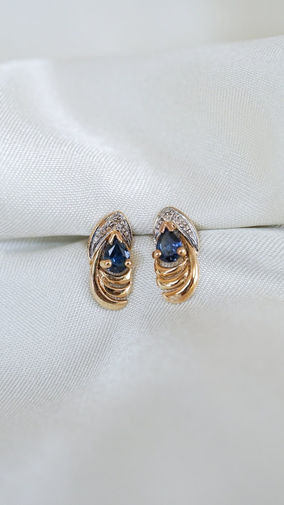 Estate Sapphire Coiffer Earrings