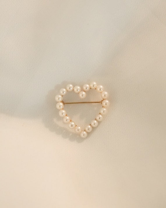 Vintage Pearl Heart Brooch - image 1