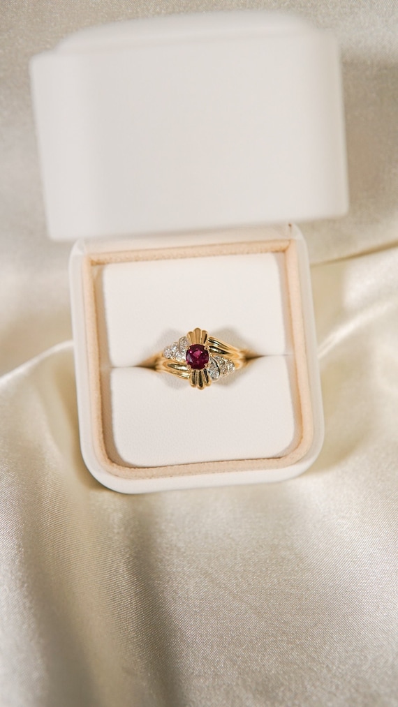 Ladies Ring Gold Round Cut Diamond Ring Peacock Cocktail Ring Jewellry Ring CO Ladies Ring Gold Round Cut Diamond Ring Peacock Cocktail Ring Jewellry Ring CO