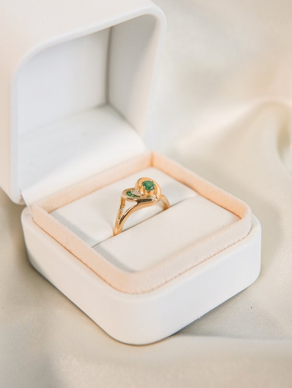 Vintage Emerald and Diamond Amour Ring - image 2