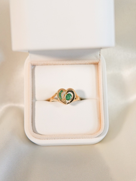 Vintage Emerald and Diamond Amour Ring - image 1