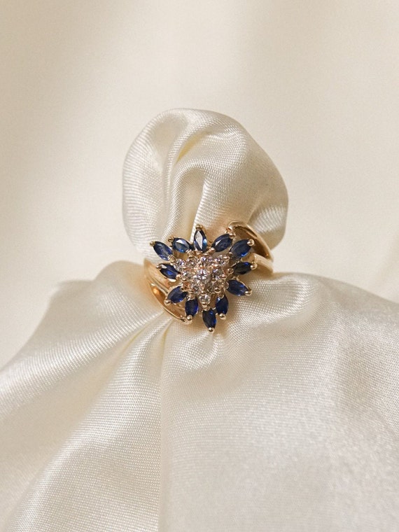 Vintage Sapphire and Diamond Trinity Ring - image 2