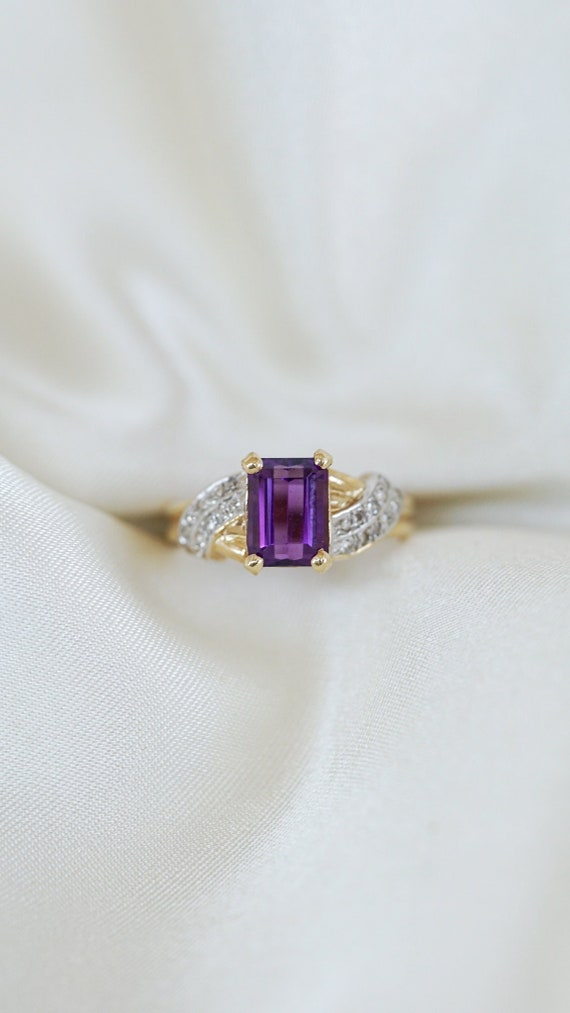 Vintage Regal Amethyst and Double Diamond Ring