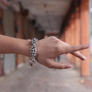 Oxidised ghungroo bracelet/kada/Traditional Kada/Ghungroo bracelet/Oxidize Jewellery/Oxidised Jewelry/Bollywood Jewellery/Ghungroo Bangle