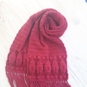 Crochet scarf pattern.  Leaf and berry Fringed Scarf. Crochet scarf PDF ONLY