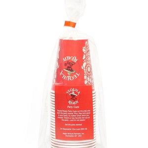 Party Cups ~ 12oz paper cups ~ perfect for any cold drink, game, or occasion!