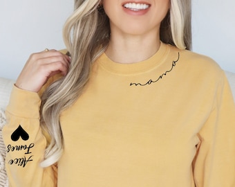 Custom Mama Shirt with Kid Name on Sleeve, Personalized Mom Shirt, Minimalist Momma Shirt, Mother's Day Gift for Mom, Gift for Her