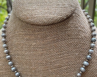 Gargantilla genuina de perlas de agua dulce y cuentas de plata de 16", perla real gris claro de 6 mm con collar de cuentas de plata, piedra de nacimiento de junio
