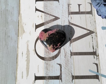 Beautiful Rhodonite Heart! / nurtures love, dispels anxiety
