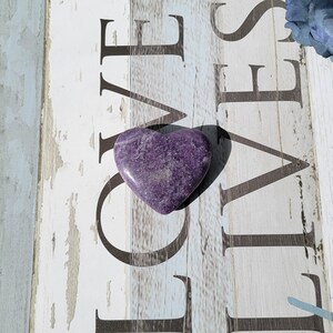 Gorgeous Quality Phosphosiderite Heart!/ healing stone, soothing, calming stone