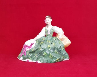 Royal Doulton Figurine Elyse HN2474 - RD 5459