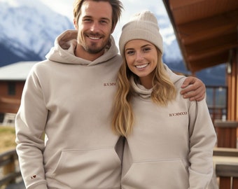 Felpa con cappuccio per coppia personalizzata / Felpa con cappuccio personalizzata con data e numeri romani / Felpa con cappuccio unisex oversize alla moda / Regalo di anniversario, fidanzamenti