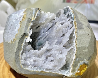 Amethyst Druzy Geode with Cut Base, Mineral Specimen