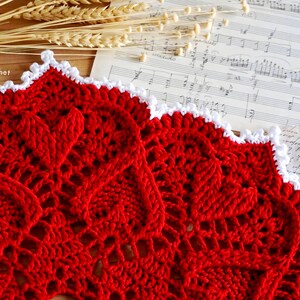 Red Heart or White Crochet Doily: Egyptian Cotton Table Centerpiece image 9