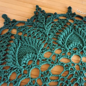 Green large doily, Gradient teal green hand crochet table doily 28 inch, Cottage round table runner, Turquoise green table topper image 4