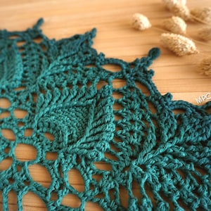 Green large doily, Gradient teal green hand crochet table doily 28 inch, Cottage round table runner, Turquoise green table topper image 2
