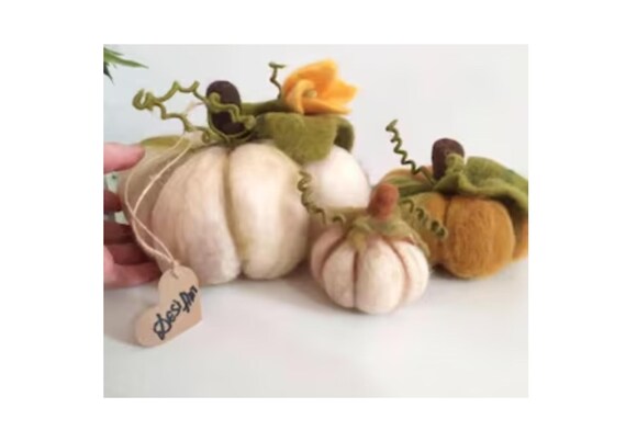 Pumpkin Mouse - Fairy Fae Handmade Needle Felt Decoration Pumpkin Mouse - Fairy Fae Handmade Needle Felt Decoration
