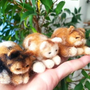 Needle Felted Cat Little Sleeping Ginger Kitten Dollhouse Cat with a Bed Dollhouse Animals Felted Ginger Cat Figurine Animals Lovers Gift