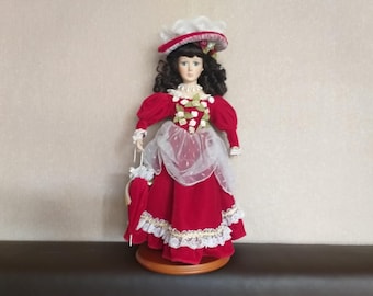 poupée en porcelaine de luxe First Lady collection Les