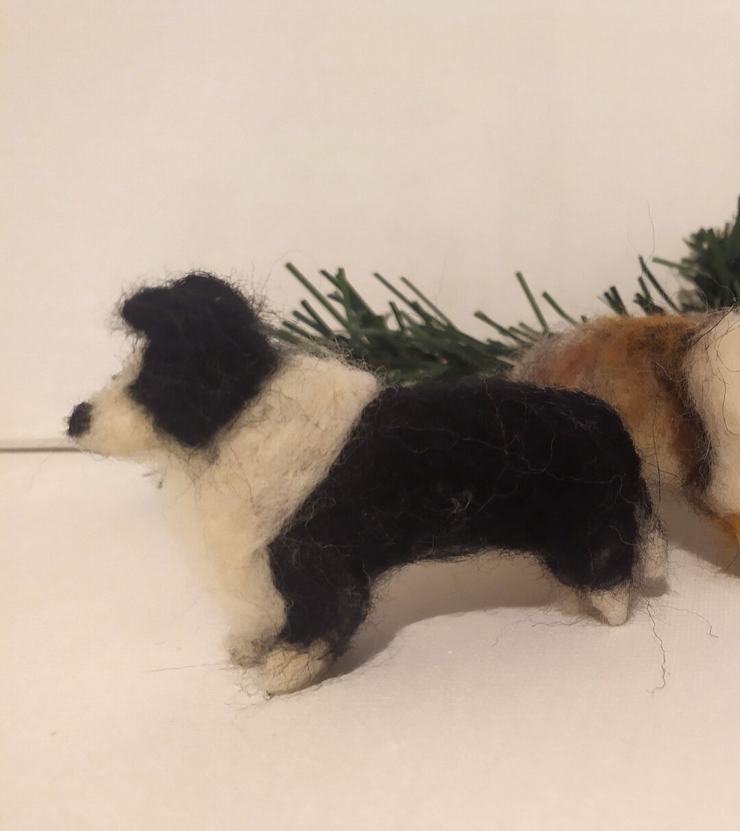 Needle Felted Australian Shepherd Dog Miniature Dog Dollhouse Miniature Dog Gift for Dogs Lover
