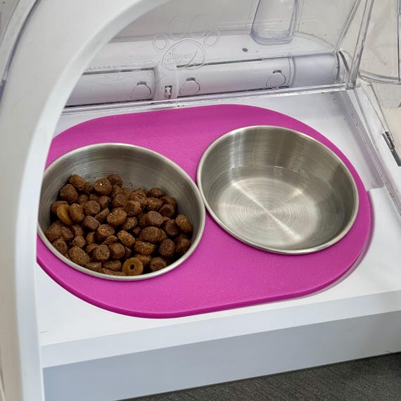 Custom color 3D Printed adapter and x2 small 8cm stainless-steel bowls for Surefeed®  Microchip Pet Feeder