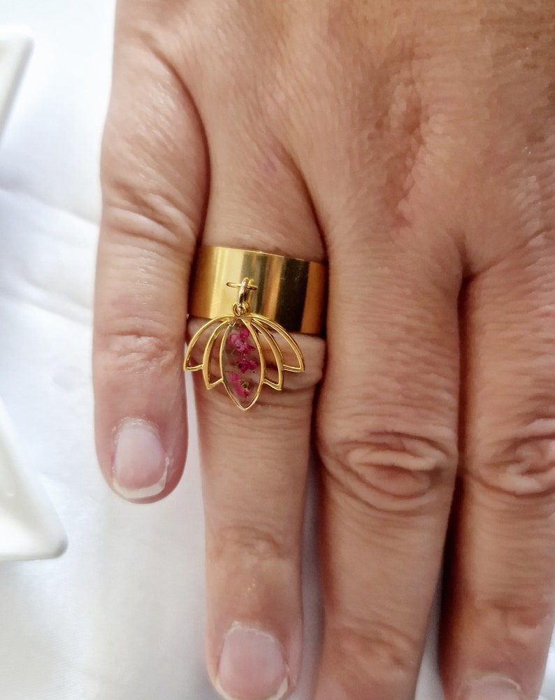 Bague ajustable fleur tropicale 