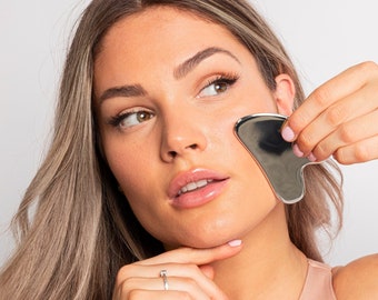 Stainless Steel Gua Sha Tool in Cotton Gift Bag, Anti-Bacterial Face Sculpting, Facial Massage Roller