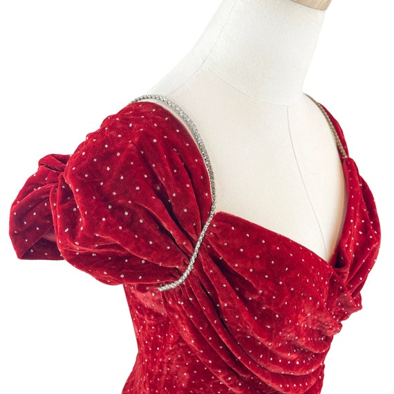 The Jessica Rabbit Dress: Vintage Red Velvet Rhin… - image 8