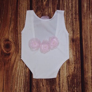 Newborn girl bodysuit, Newborn posing set for girls, Newborn lace romper, Newborn lace bodysuit, newborn photography outfit for girls
