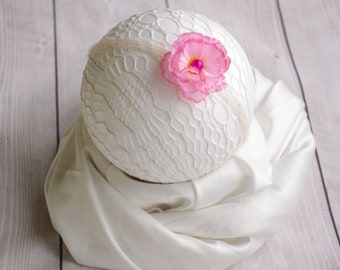 Flower headband for girls, girls tie back headband, Baby flower halo, newborn tie back headband, newborn flower crown