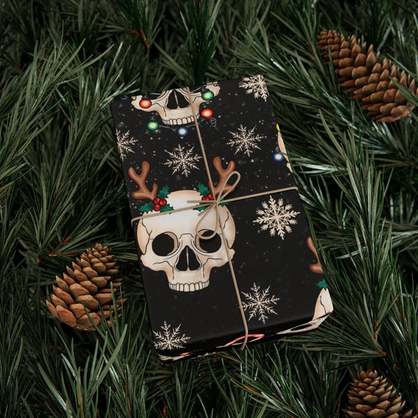 Spooky Wrapping Paper, Spooky Christmas Wrapping Paper, Skull Goth Christmas, Goth Christmas, Black Christmas Wrapping Paper