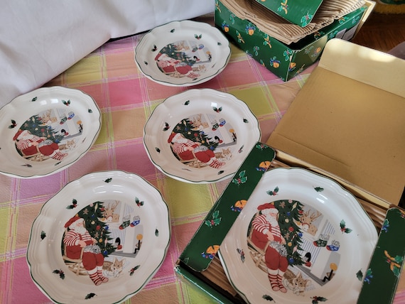 クリスマスプレート20㎝10枚組ミカサ Mikasa Santa & Friends French Countryside Plates, 8 Dessert Plates