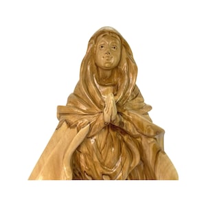 Estatua de la Virgen María tallada a mano en madera de olivo - Nuestra Señora de la Asunción
