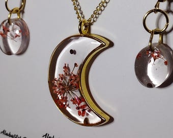 Mustard Seed Resin Jewelry Set: Moon Pendant with Pressed Flowers