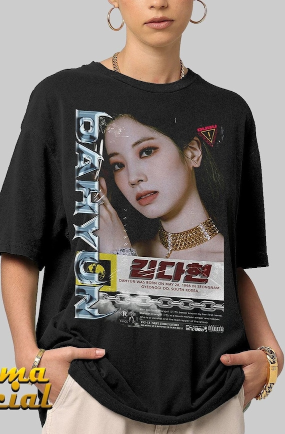 TWICE ポップアップ Tシャツ Lサイズ　ダヒョン TWICE ポップアップ ライブTシャツ ダヒョン Lサイズ 新品