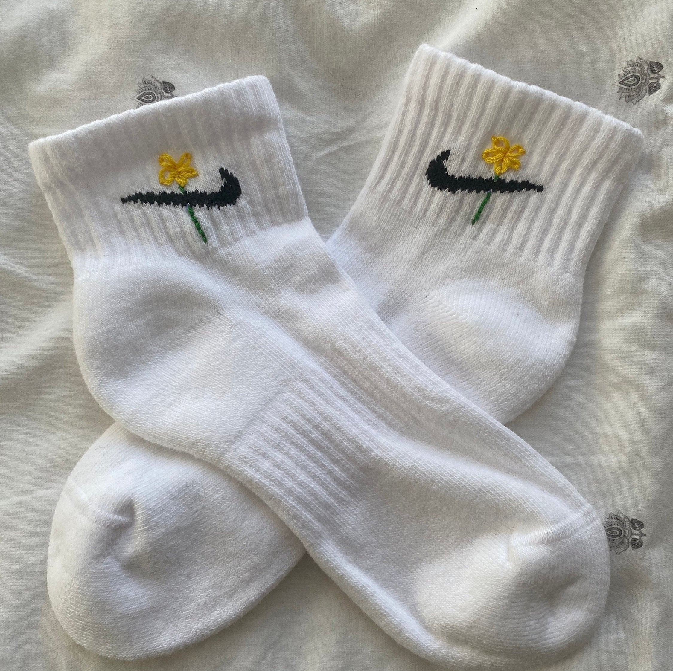 Official Nike ankle socks with bright yellow flower embroidery Etsy