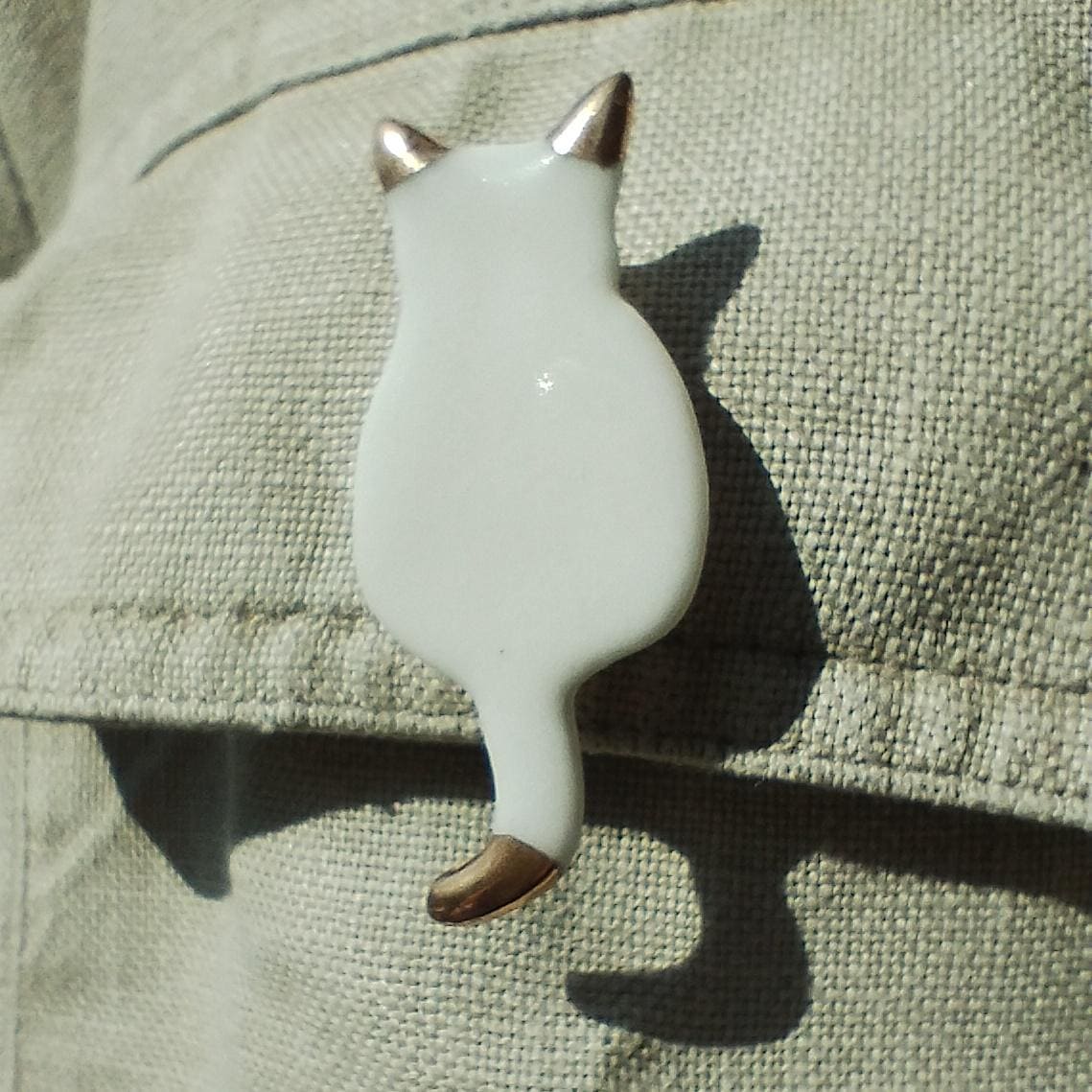 Porcelain Cat Brooch: Handmade Ceramic Pin with 24k Gold