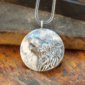 925K Wolf Head Silver Pendant, Stylish and Symbolic Wolf Necklace for Men and Women, Unique Wolf Jewelry, Perfect Gift for Best Friends