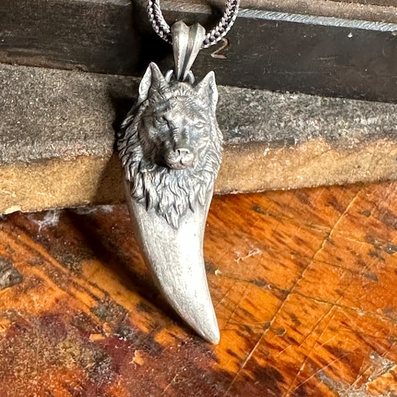 925K Wolf Tooth Silver Necklace, Unique Wolf Pendant Jewelry for