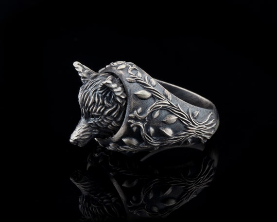Fox signet deals ring