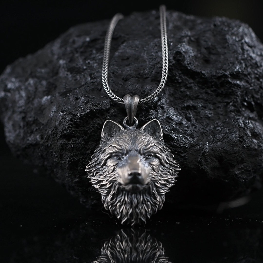 Wolf Head Men Necklace, Wild Animal Jewelry, Best Wolf Men Necklace, Wolf  Charm, 925K Sterling Silver Gift for Men, Handmade Biker Jewelry - Etsy