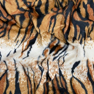 Animal print short hair fur/ fake fur/ sold by meter/ soft finsih